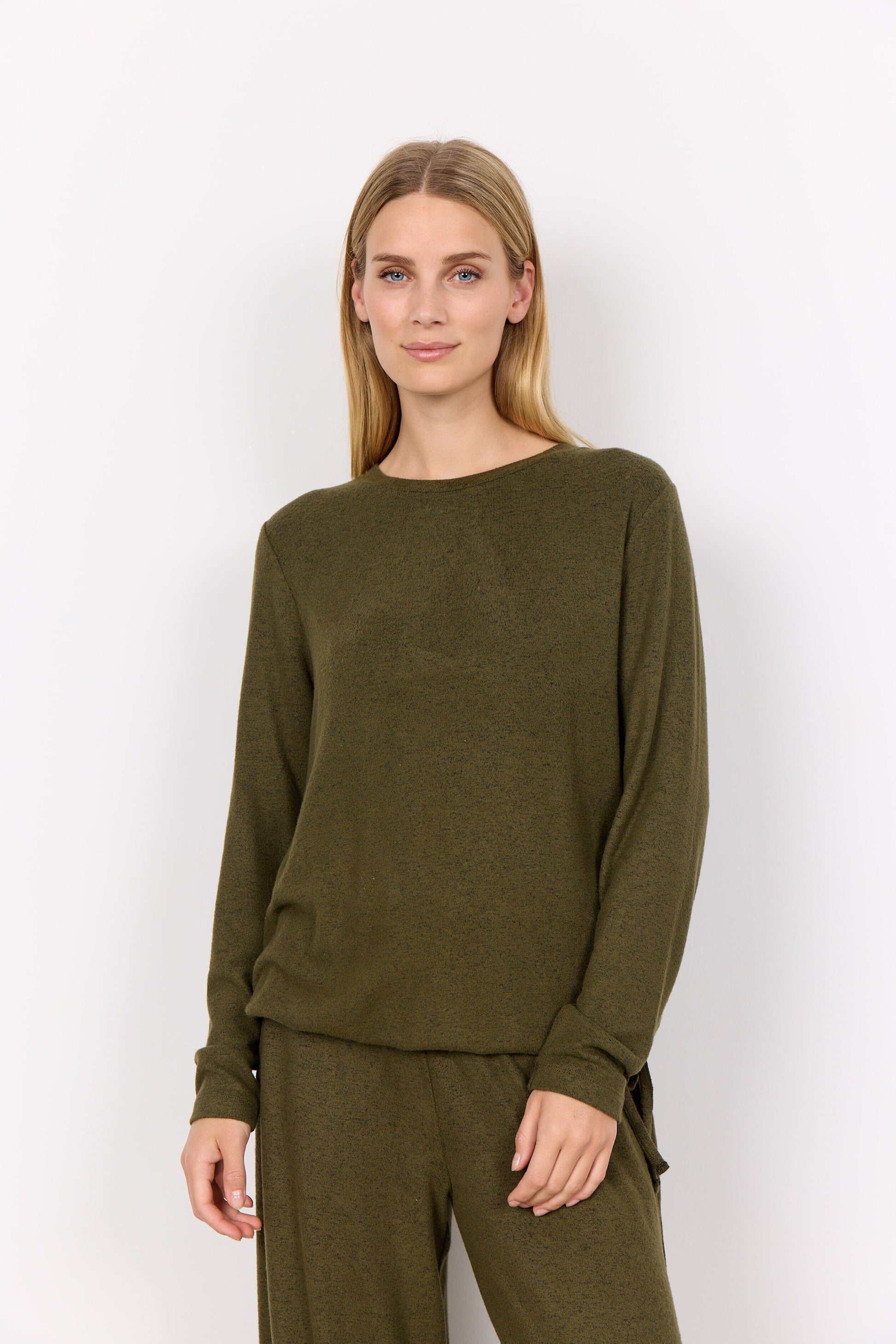 Biara Jumper | Olive Blouse Soya Concept 