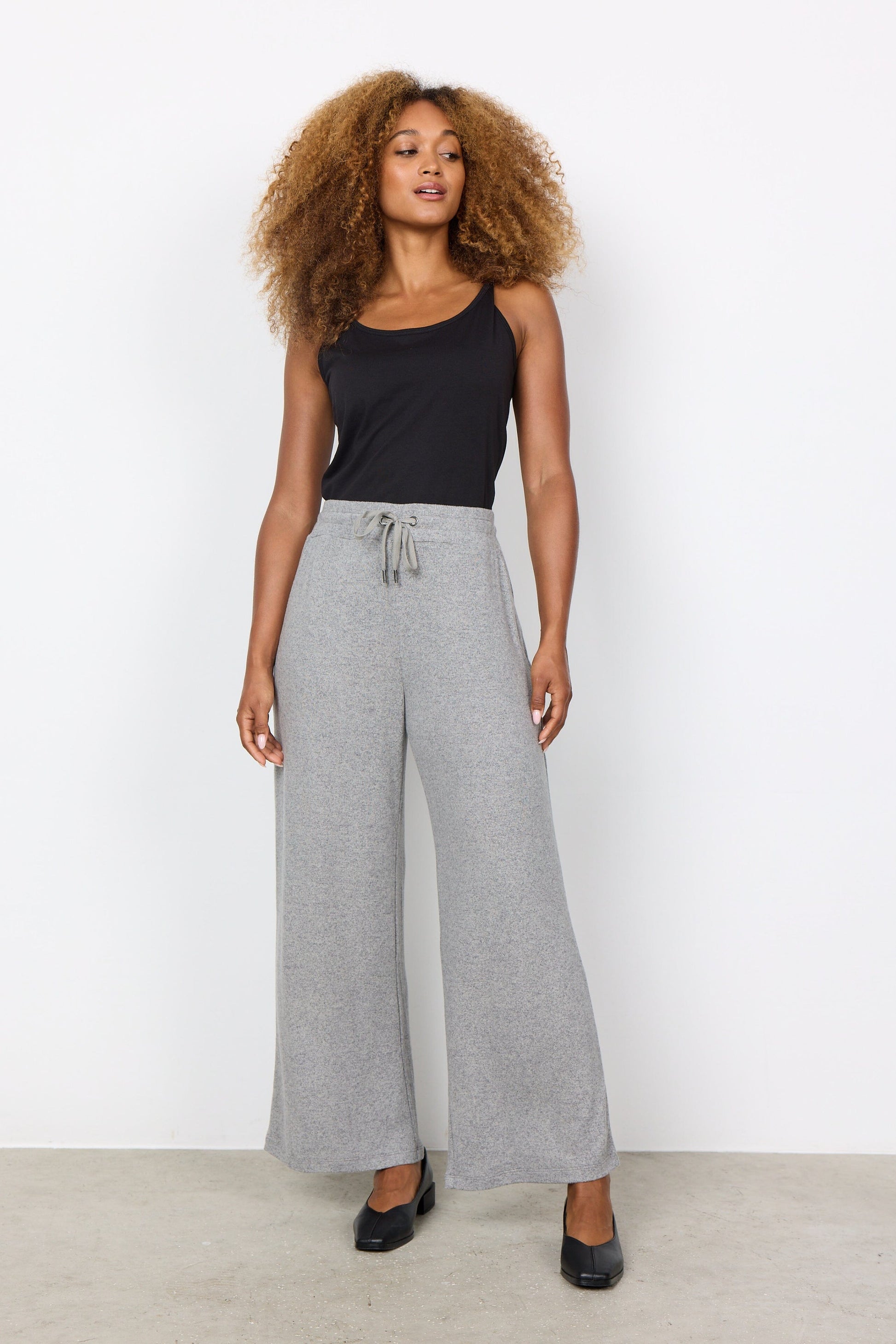 Biara Pants | Medium Grey Trousers Soya Concept 