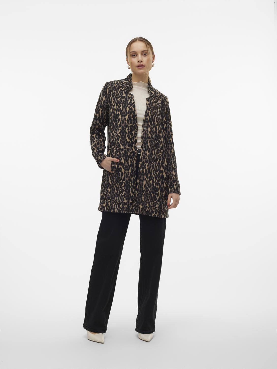 Katrine Leo Jacket | Sepia Tint Coats & Jackets Vero Moda 