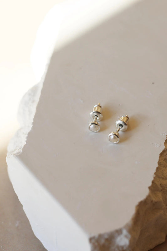 Pearl Stud Earrings | Silver Earrings Tutti & Co 