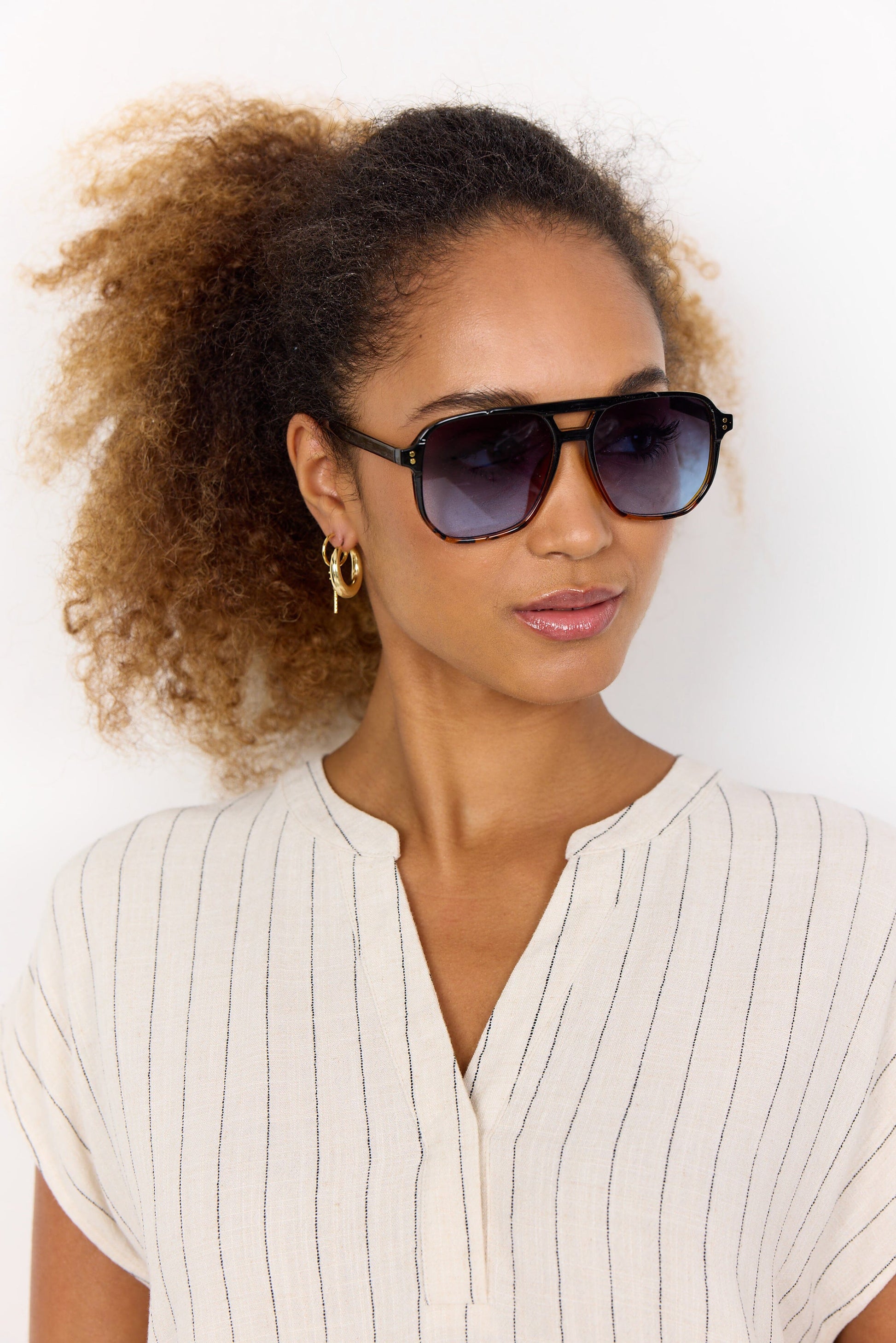 Penina Sunglasses | Sapphire Sunglasses Soya Concept 