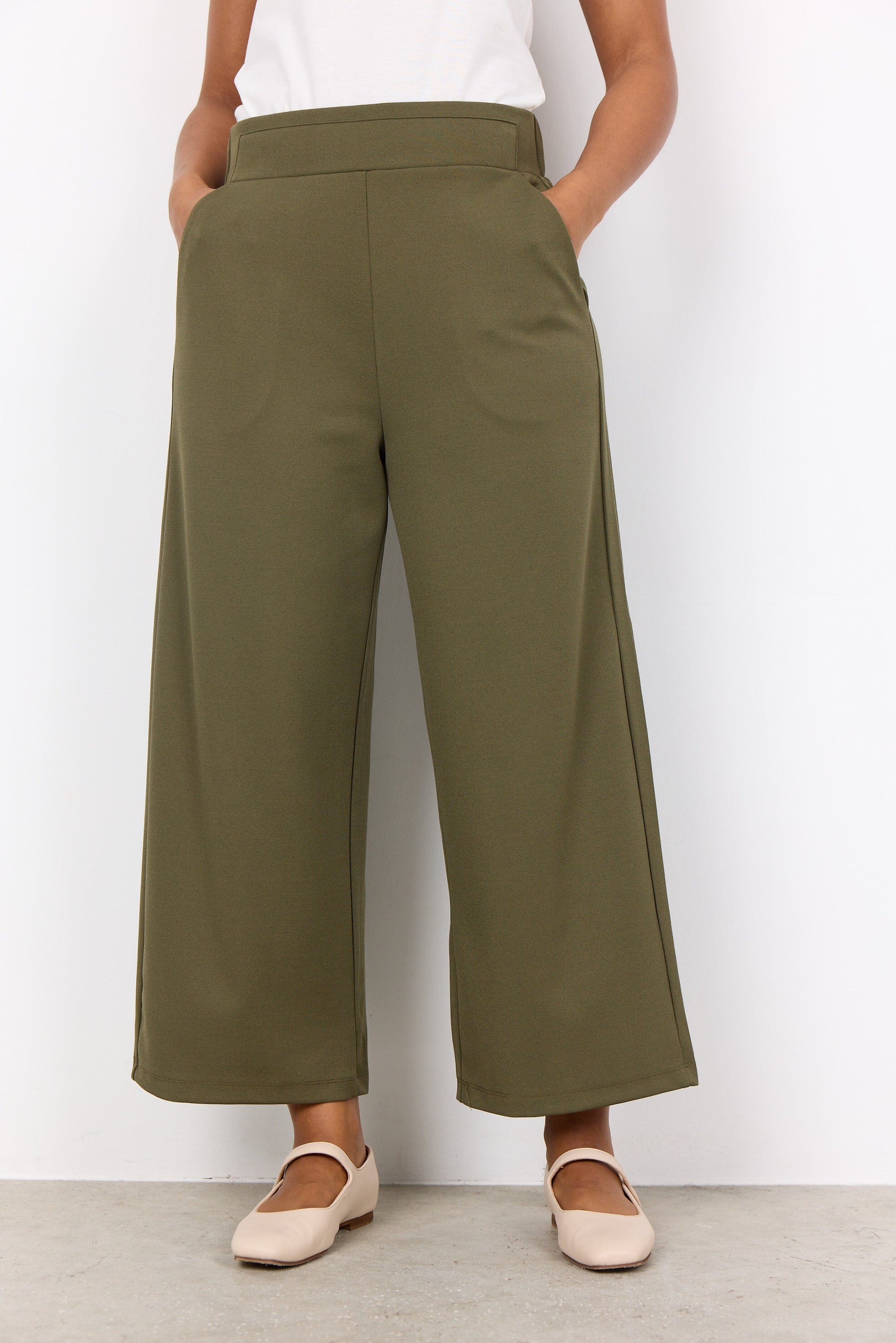 Siham Pants | Olive Pants Soya Concept 