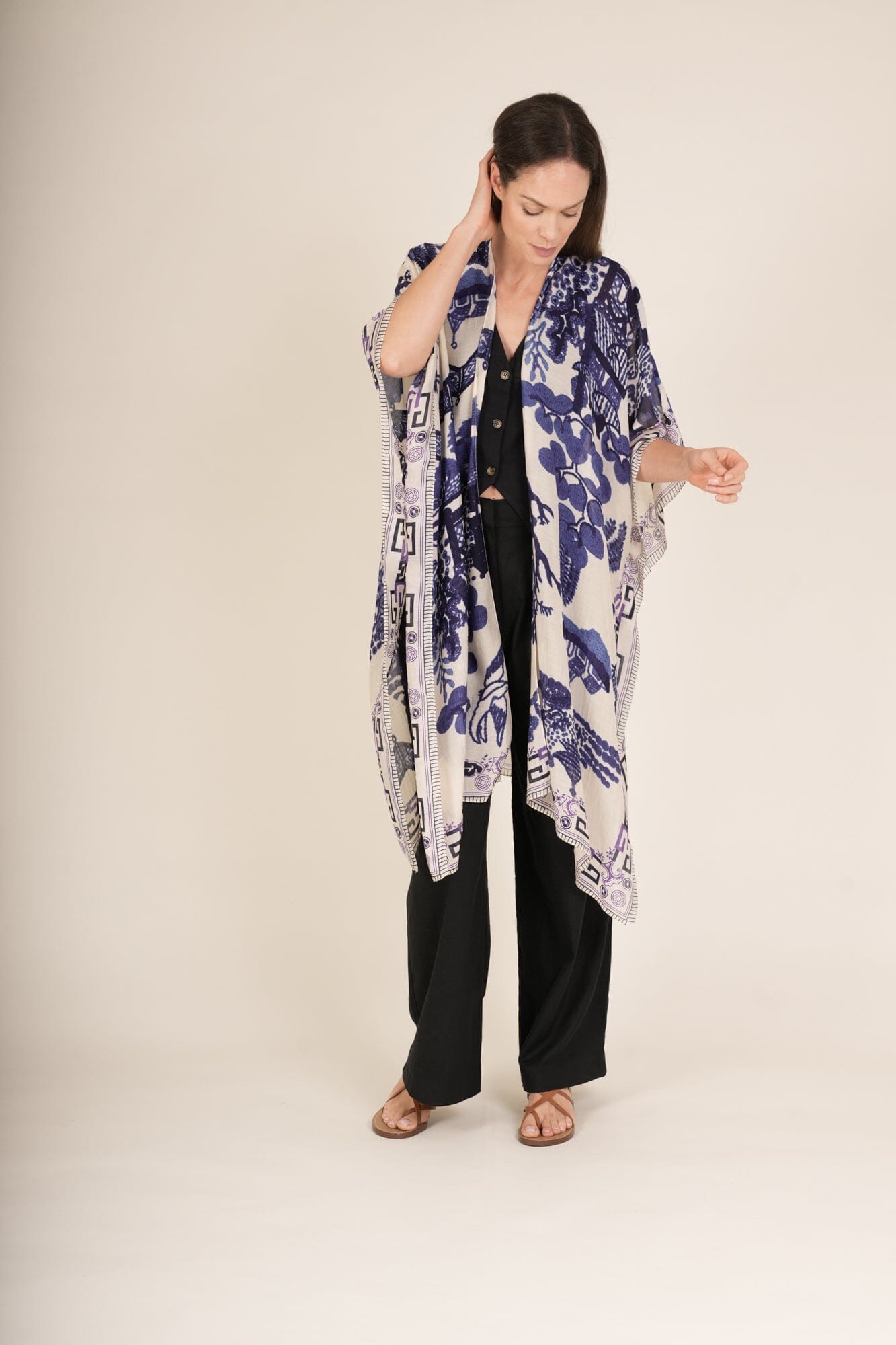 Throwover | Giant Willow | Blue White Casual Kimonos One Hundred Stars 